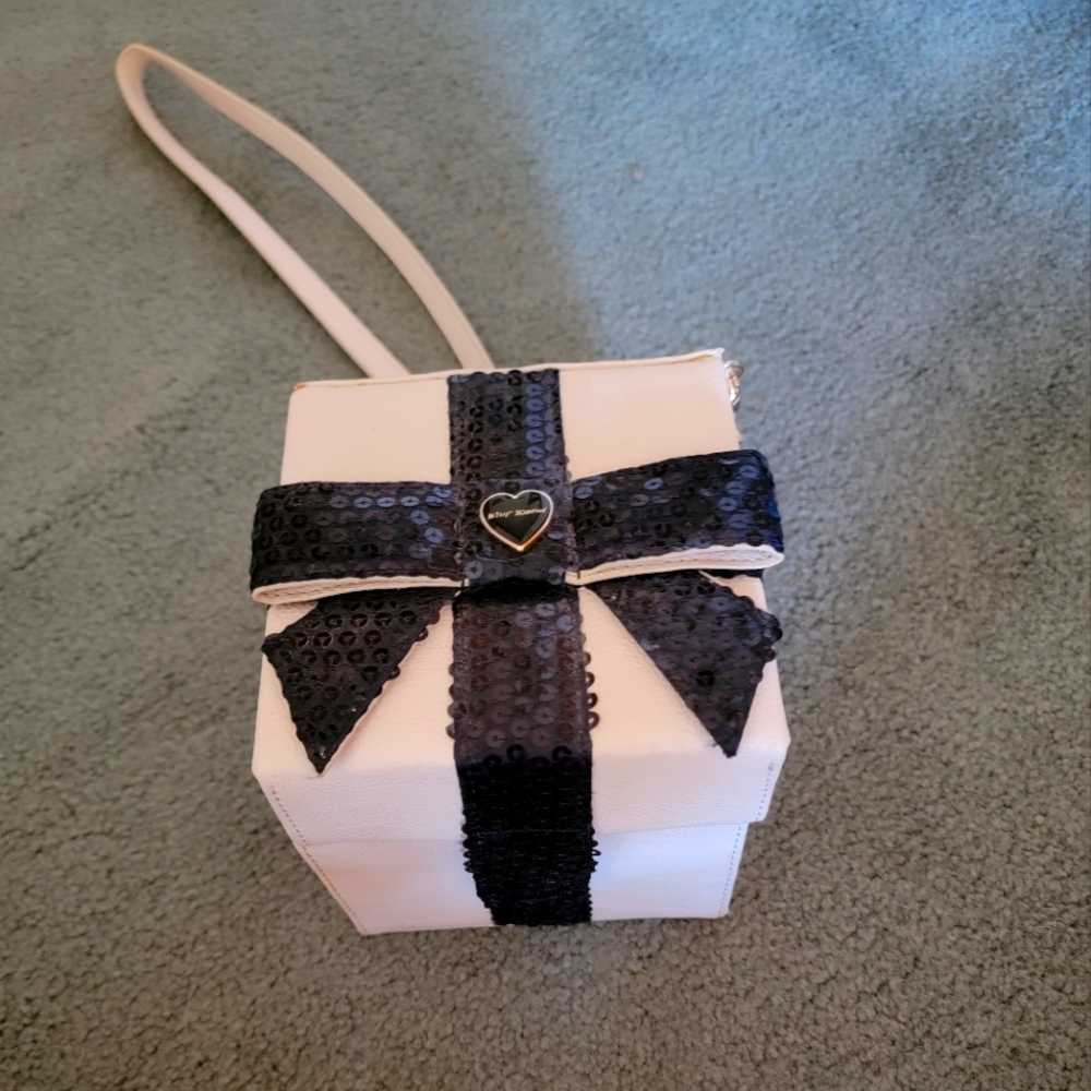 Betsey Johnson gift box purse
